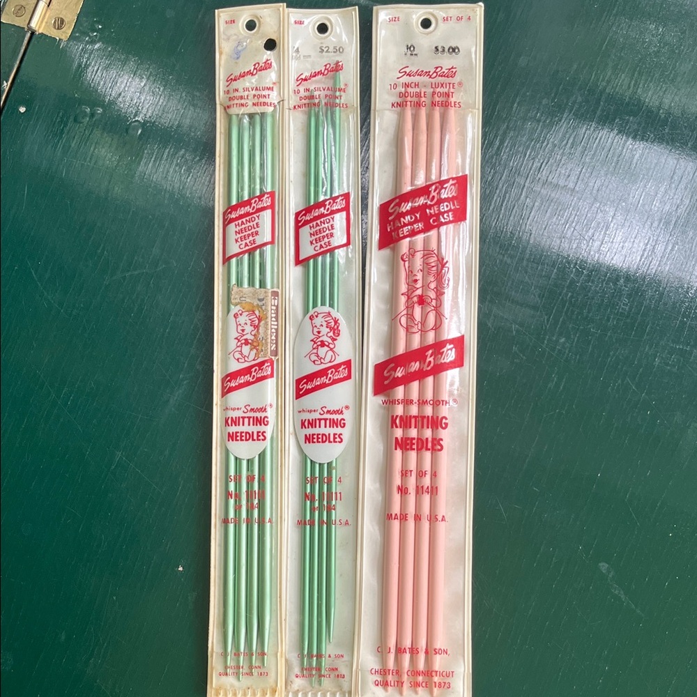 Vintage Susan Bates Knitting Needles Sets. Three different sizes.